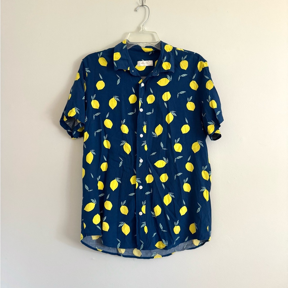Cotton & Co lemon shorts sleeve button down M